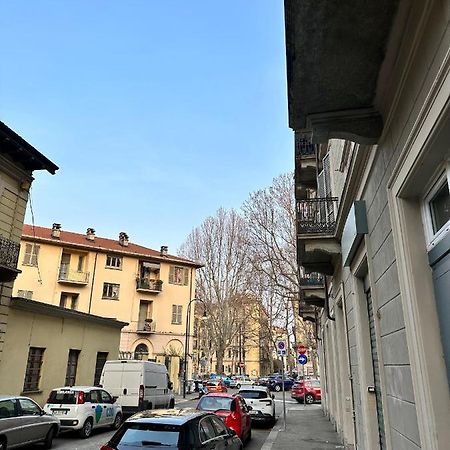 Casa Santa Chiara - Vicino Porta Susa F.S. تورينو المظهر الخارجي الصورة