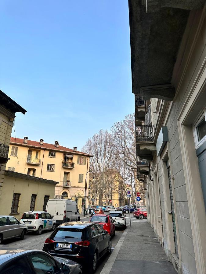 Casa Santa Chiara - Vicino Porta Susa F.S. تورينو المظهر الخارجي الصورة